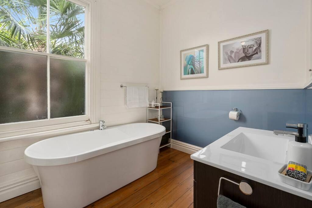 Applecross Cottage Martinborough Bagian luar foto