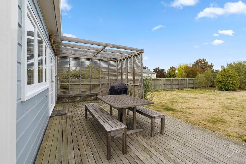 Applecross Cottage Martinborough Bagian luar foto