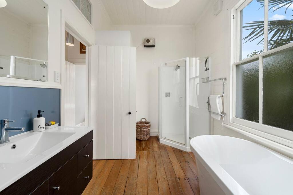 Applecross Cottage Martinborough Bagian luar foto